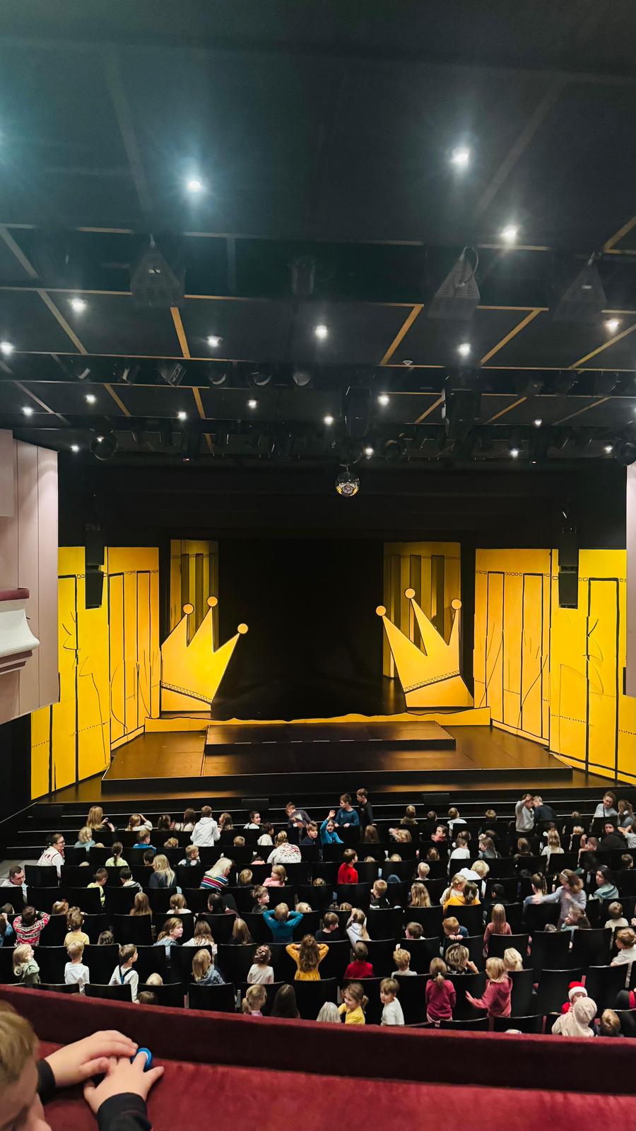 🎭 Ein unvergesslicher Tag für unsere Schüler – Dank unseres Schulvereins!🎄